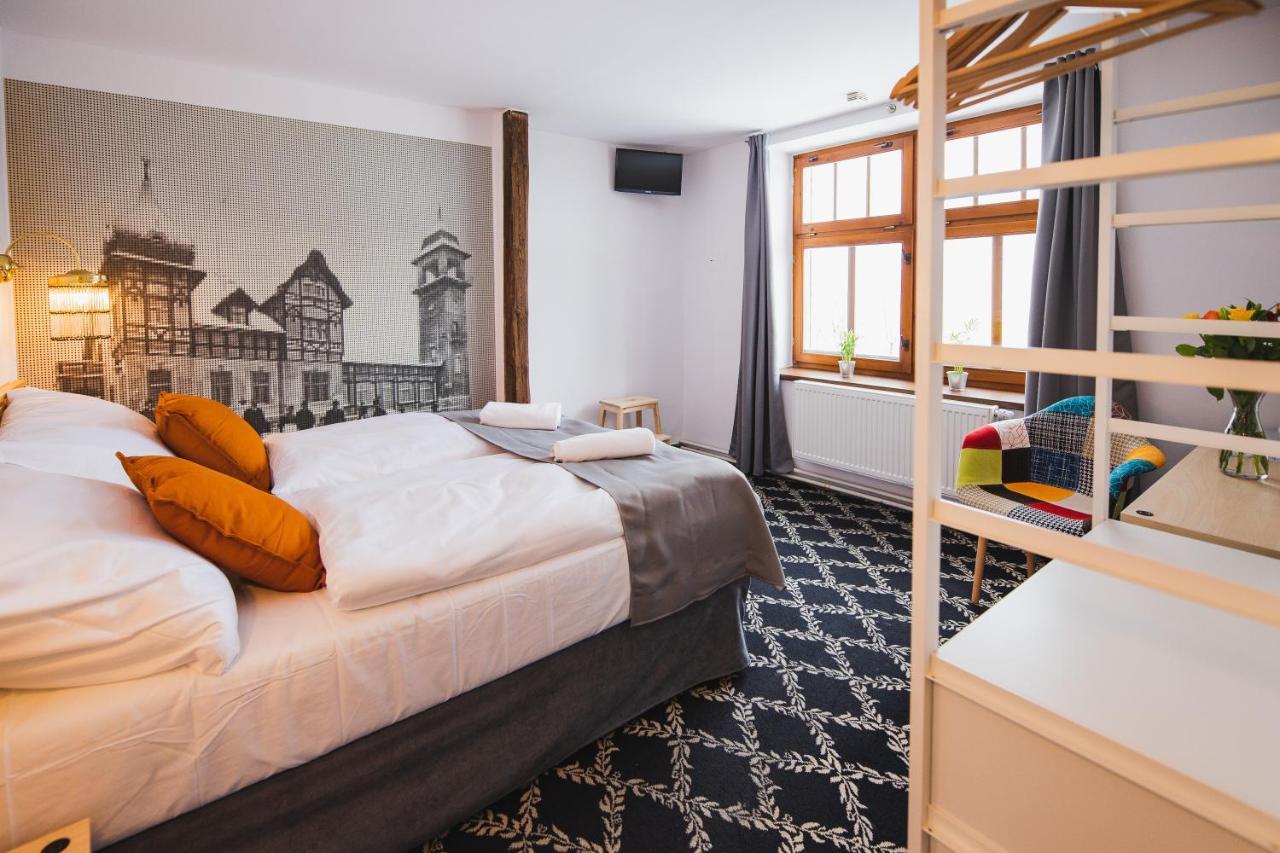 Hotel Petrin Jablonec nad Nisou Exterior foto